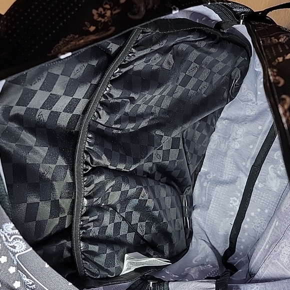 Vans Realm Backpack - Bandana Print - Picture 9 of 11